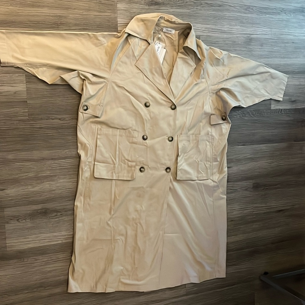 -Good brand -new with tags- never worn -size M